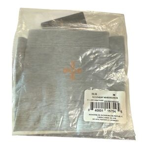 Tommie Copper Recovery Knee Sleeve – Size M (Silver Heather)